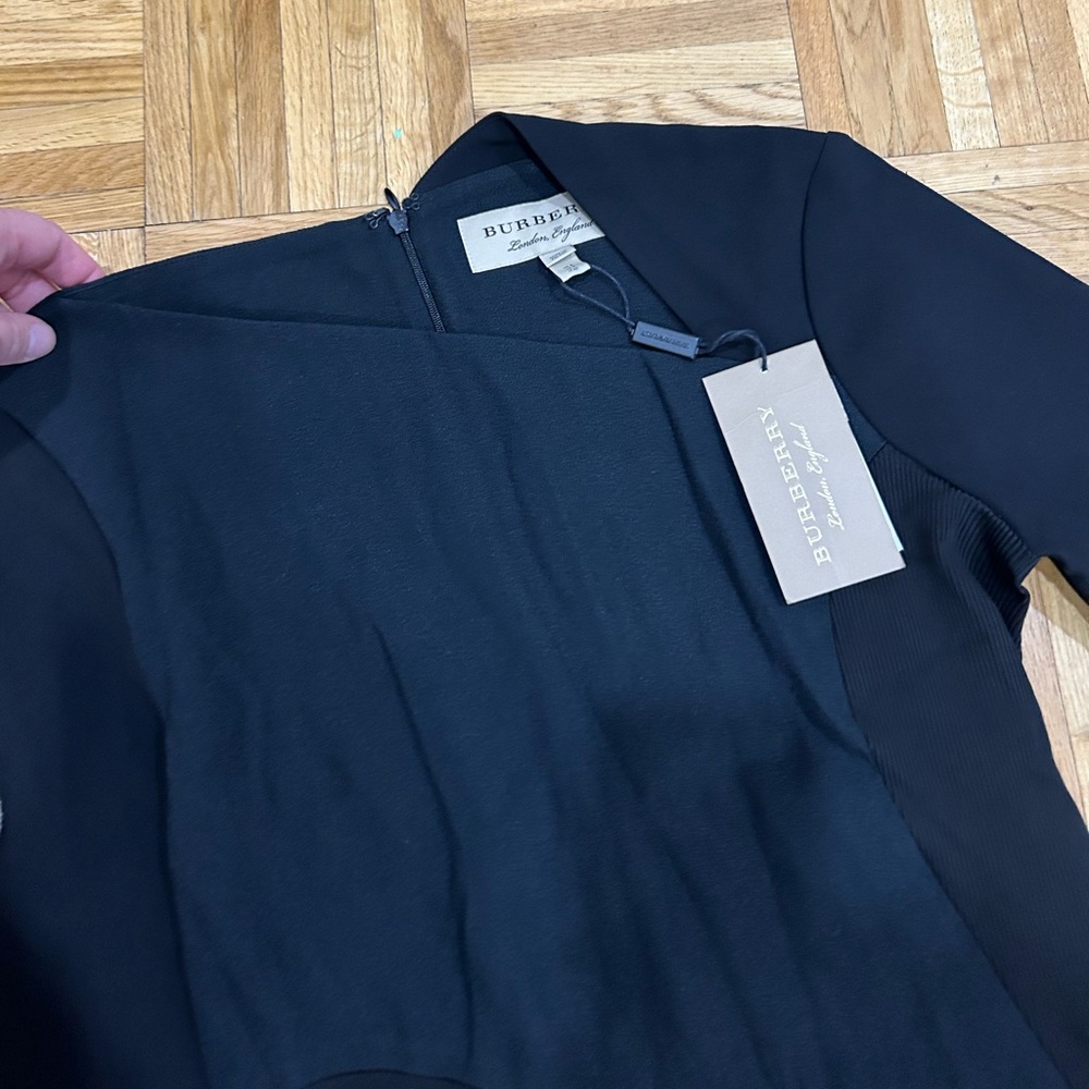 BNWT Burberry dress size 6 - Picture 3 of 6